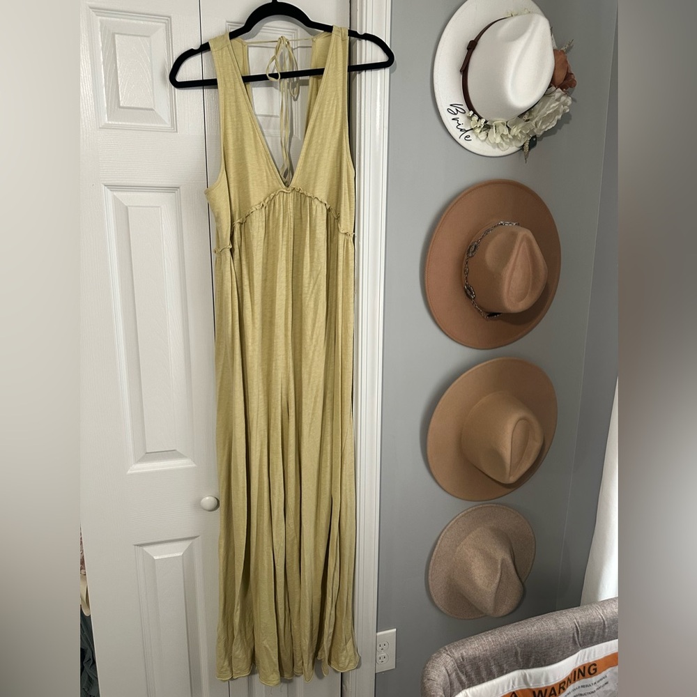 AE sunchaser Knit V-neck Jumpsuit Yellow